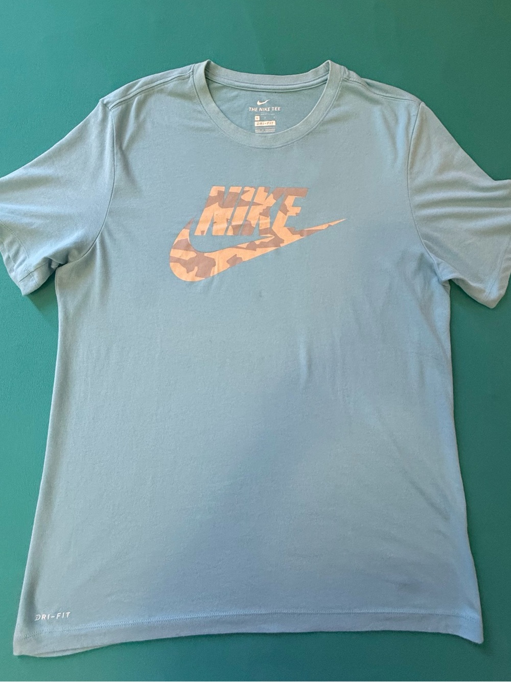 Nike Men’s Light Blue Short-Sleeve Logo Tee with Camo Accent